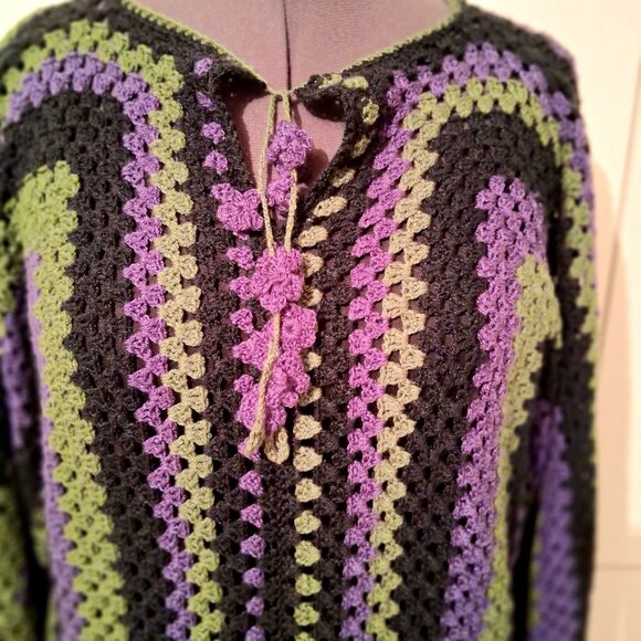 Granny Square Fringe Sweater XL - Picture 4 of 8
